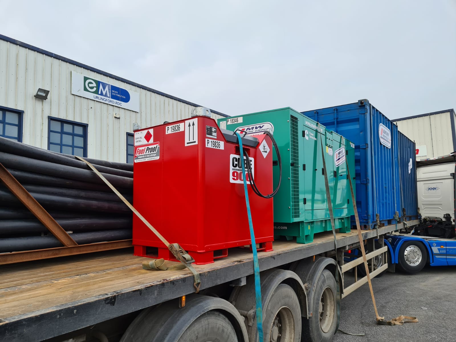 New Cummins 110 KVA & new Fuel proof 900 litre tanks...SOLD...to a customer in Dublin